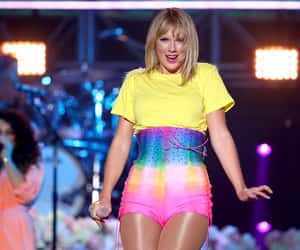 Countdown to Taylor Swift Tour - Fri, Jan 1, 2027